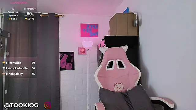TOOKIOG_'s Live XXX Chat