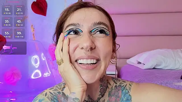 Evangelyne_1's Live XXX Chat