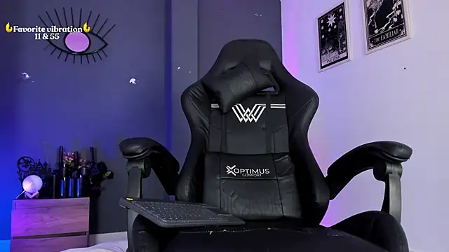 Raven_Witch_'s Webcam Show