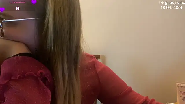 JacyWinslatのライブXXXチャット