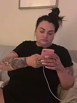 HeyBABYGIRL Live XXX-Chat