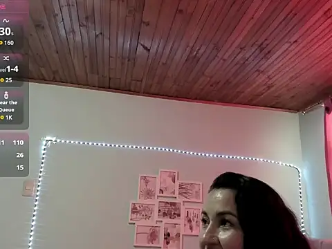 Živý XXX chat talia_mystic