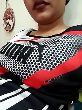 Chatroom XXX en direct de Cute-Manvi