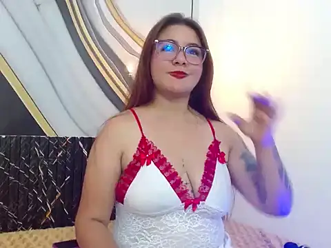 ElyinnRojas Live XXX-Chat