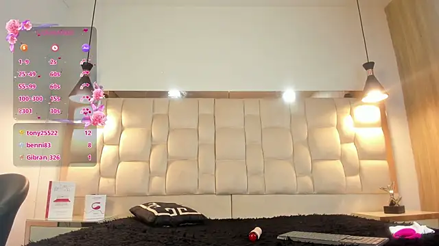 Helenn_MooreのライブXXXチャット