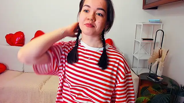 ShanaYockのライブXXXチャット