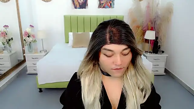 Pokazy przed kamerką – charlotte1_sweet