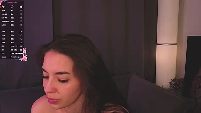 Онлайн чат XXX EmmyNoel