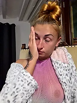 kylie_blck live XXX chat