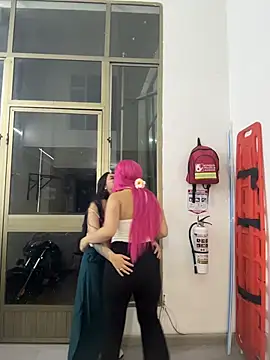 Antonella_Julieta: онлайн-секс-чат