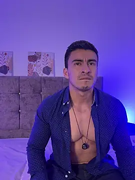 XXX chat uživo modela Chris_Clarck