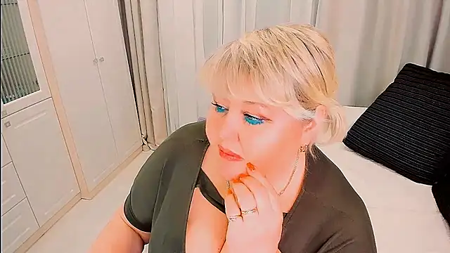 دردشة BIGTITSBBW الجنسية المباشرة