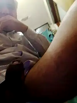 Momlover2022n Webbikameraesitys