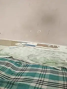 nikkyguddi's Live XXX Chat