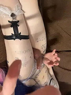 Abigal0999 在線直播表演