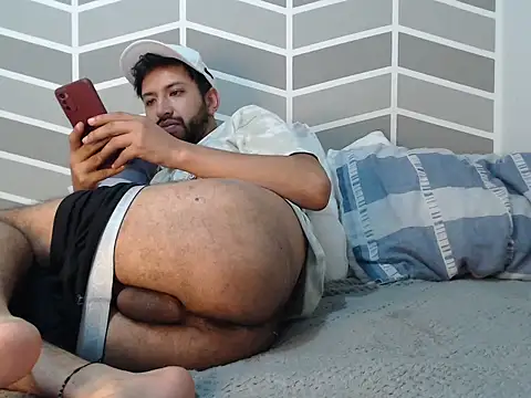 thomass1018 – Naživo XXX chat