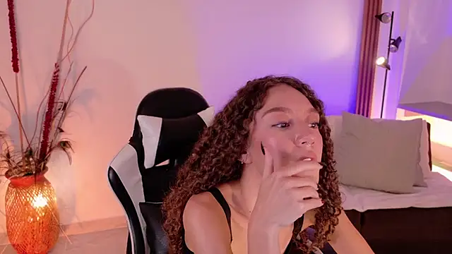 ChloeMoreti – Live XXX-chat