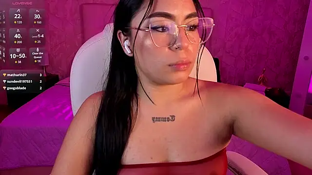 Chat XXX en directo de valkyria_12