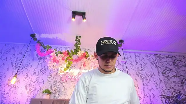 Bonny_and_carrot Adlı Modelin Web Kamerası Şovu