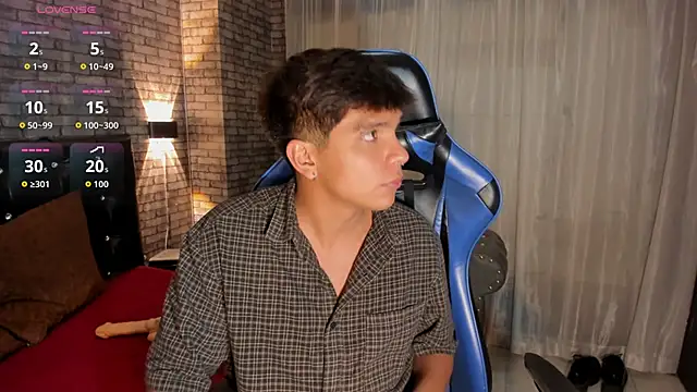 Thiago_Kozak's Live XXX Chat