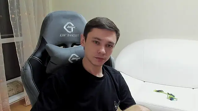 Alexmansuper's Live XXX Chat