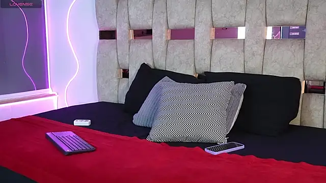 Онлайн чат XXX Fernanda_thail_