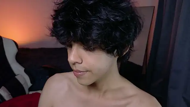 Pertunjukan Kamera Web Alan26_