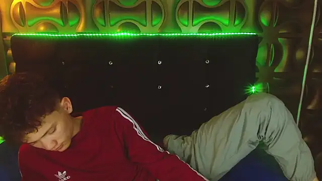 Show modela cruz_dante na web-kameri