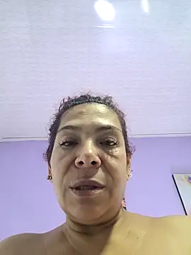 Scarlet_curly8a's Webcam Show