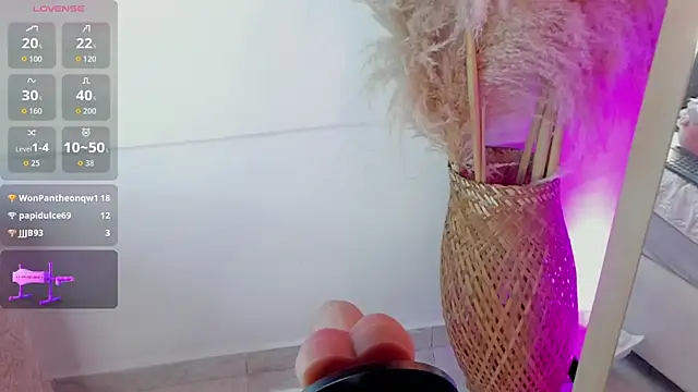 May_Fox_ Webcam-Show