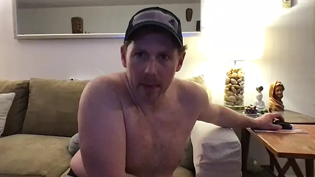 9VOLTT: απευθείας συνομιλία ΧΧΧ