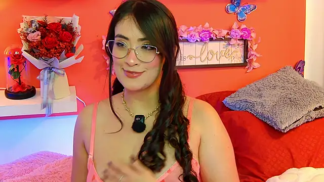 Chat XXX en directo de ChloeRem