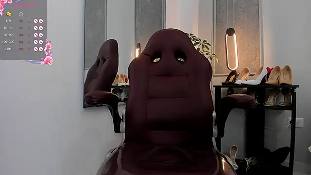 Sara_Gomez Adlı Modelin Canlı XXX Sohbeti