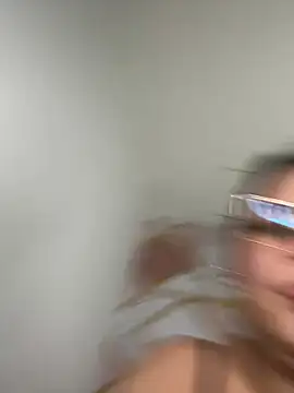 Chat XXX ao vivo de Amira_Malia