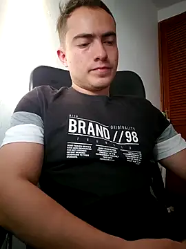 Živý XXX chat TouchDaddy4