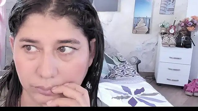 Chat XXX en directo de alinabozz1