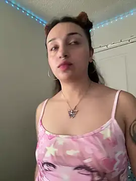 CharmingMaddie Chat XXX in diretta