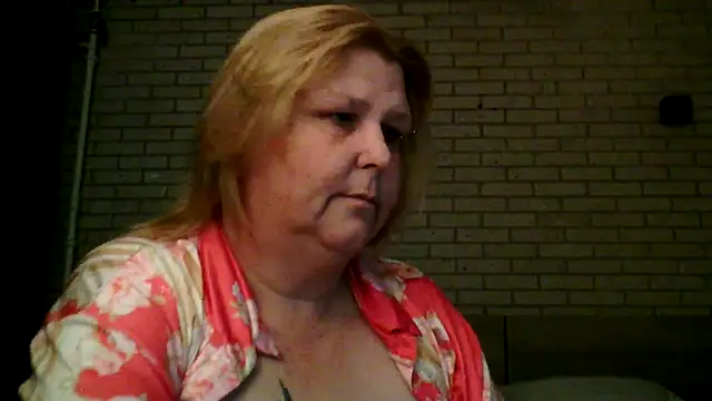 Chat XXX en directo de Sylviastar46