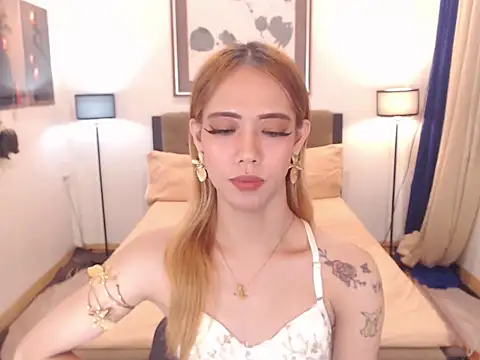 PreciousAmore Pertunjukan Webcam