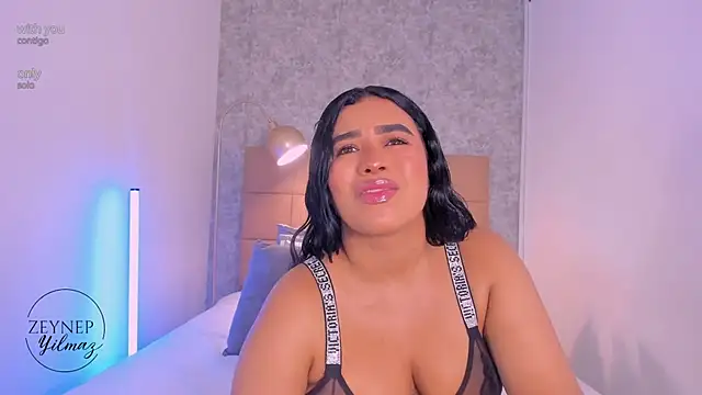 ZeynepYilmaz's Live XXX Chat