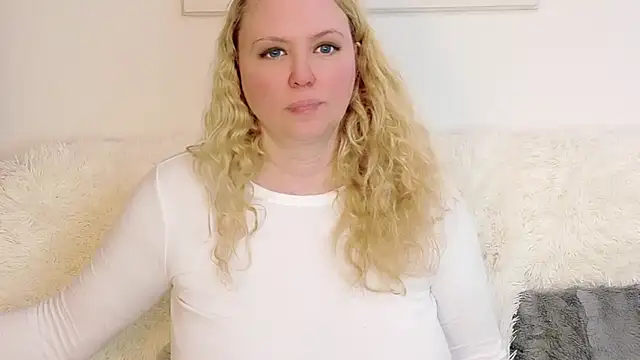 Онлайн чат XXX Sarah4you