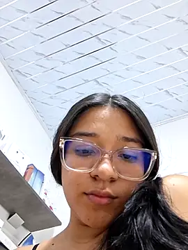 Czat XXX na żywo – -VICKKY