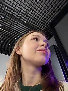 MiraBliss' Live XXX Chat