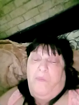 Apeesynka55211's Webcam Show