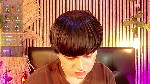 عرض كام Hiddenhotcake