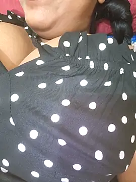 Newragini's Live XXX Chat