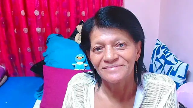 Czat XXX na żywo – SLUTTYROXY