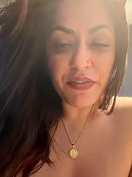 YourQueen18 Live XXX-Chat