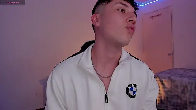 OLIVER_Kn Webbikameraesitys