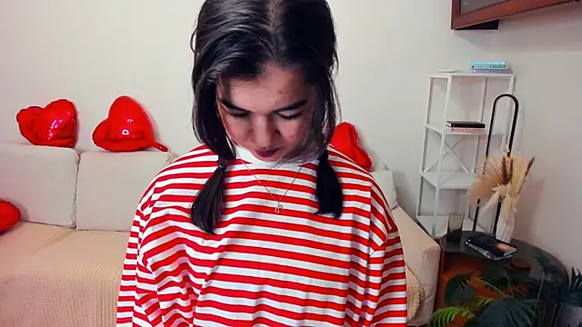 ShanaYock Chat XXX live